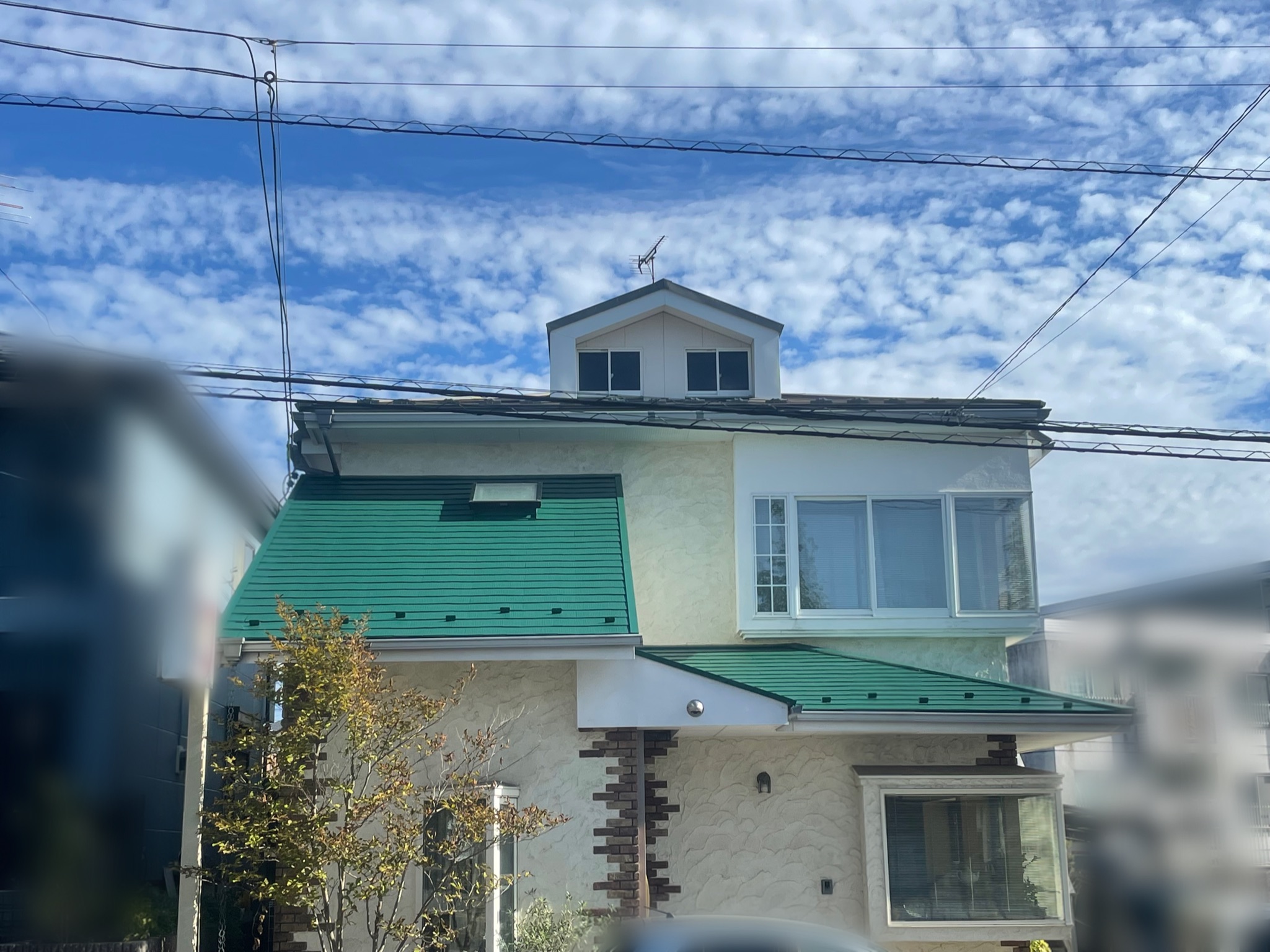 【vol.60】コロニアル下屋根塗装工事